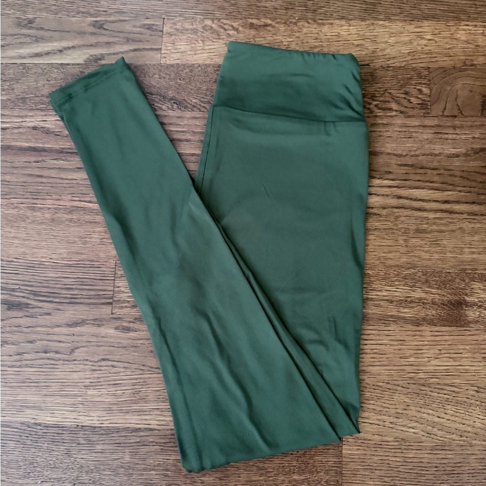 Olive Green SOLID Leggings